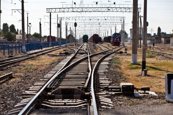 Jizzax viloyatida temiryo‘l stansiyasi boshlig‘i pora bilan ushlandi