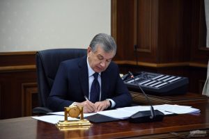 Shavkat Mirziyoyev 9 nafar senatorni tayinladi