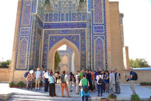 O‘zbekistonga 10 oyda qancha turist kelgani maʼlum qilindi