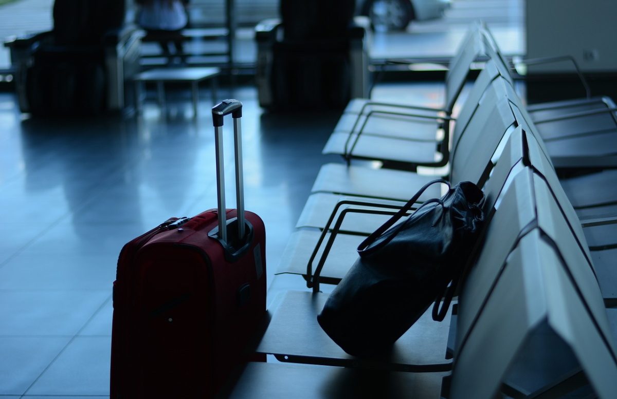 В аэропорту Ташкента выявили два случая контрабанды ювелирных изделий
