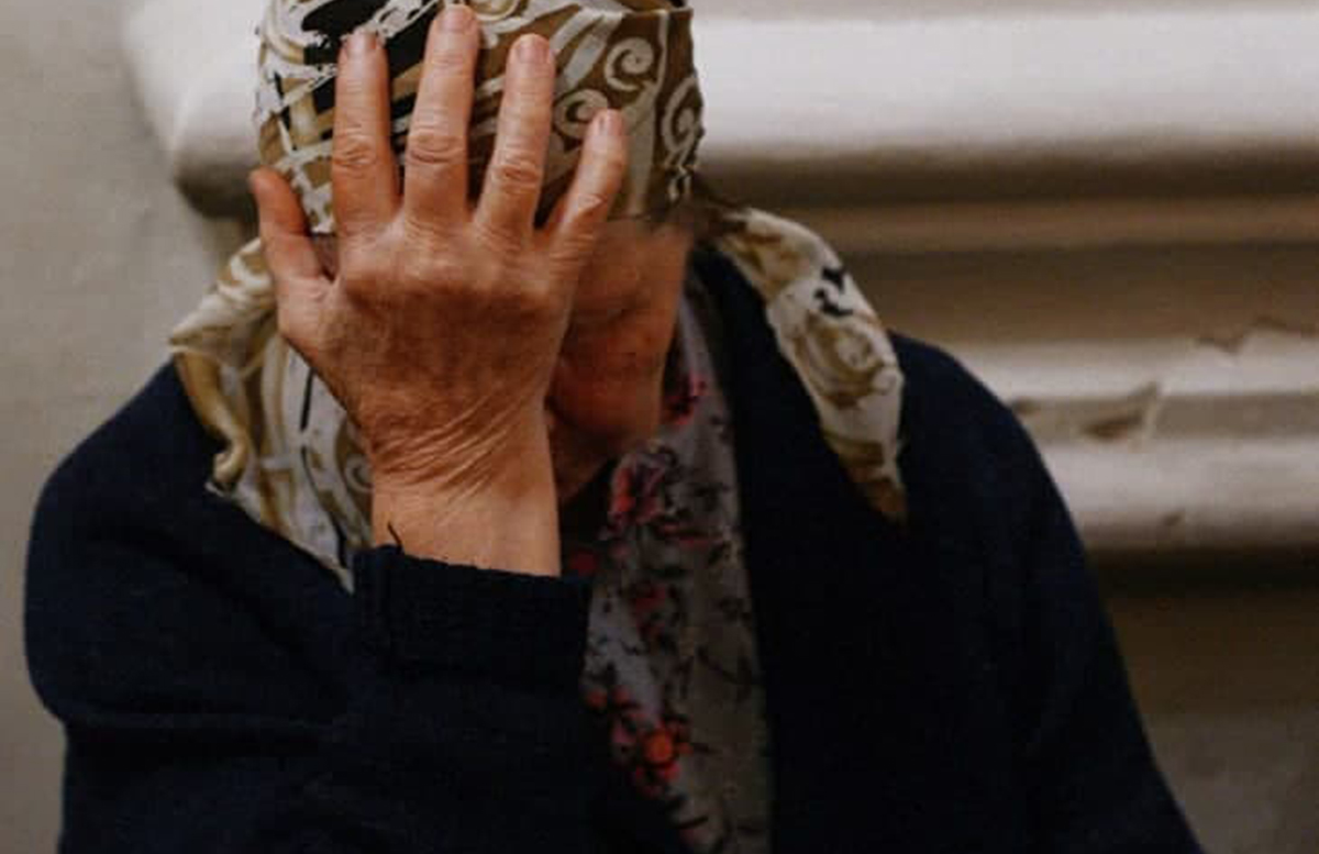 В Ташкенте мужчина домогался пенсионерки и хотел потрогать ее за 10 тысяч сумов