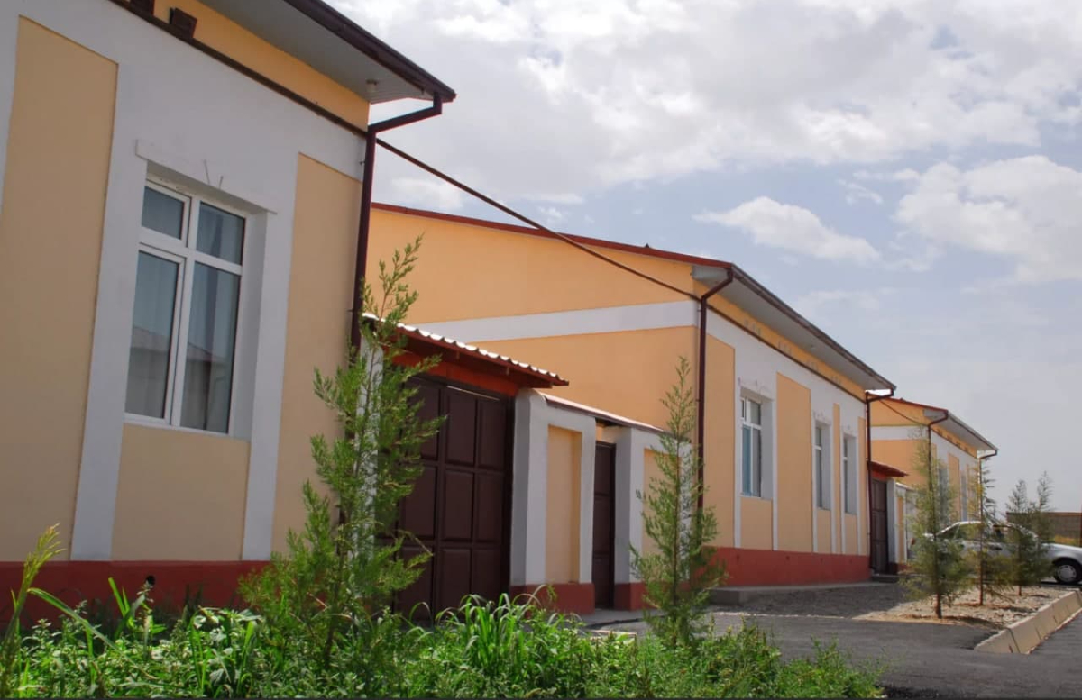 Недвижимость вместо алиментов: В Каракалпакистане отец отдал свое жилье двум детям