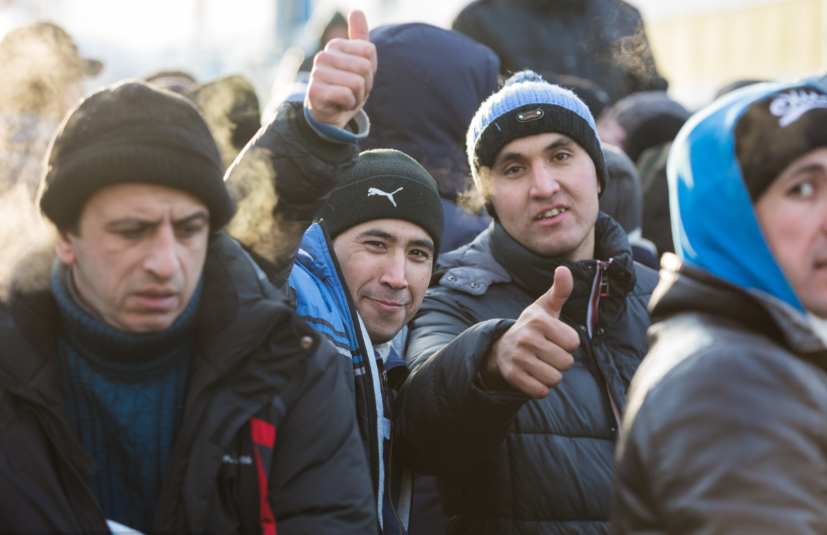Трудовые мигранты в России стали получать больше