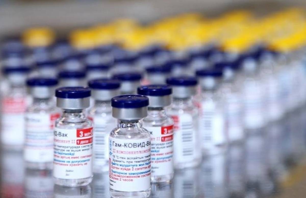 Россия в 2022 году увеличит производство вакцин от COVID-19 до двух млрд доз