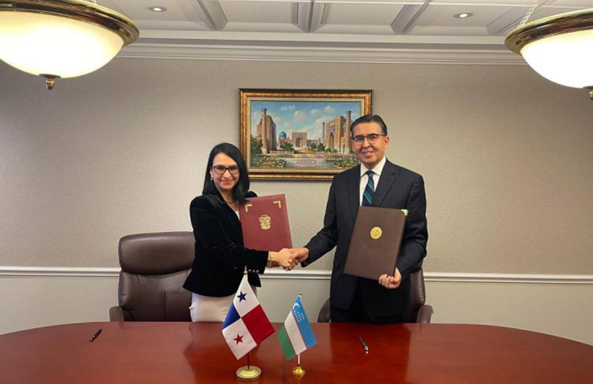 Узбекистан установил дипломатические отношения с Панамой