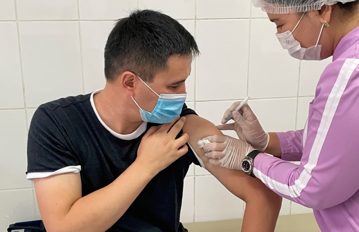 В Узбекистане за сутки почти 150 тысяч человек получили первую дозу вакцины