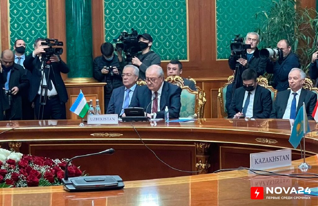 В Душанбе началась встреча глав МИДа стран Центральной Азии и ЕС — фото
