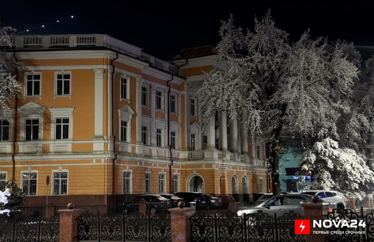 Зимняя сказка в огнях ночного Ташкента — фоторепортаж