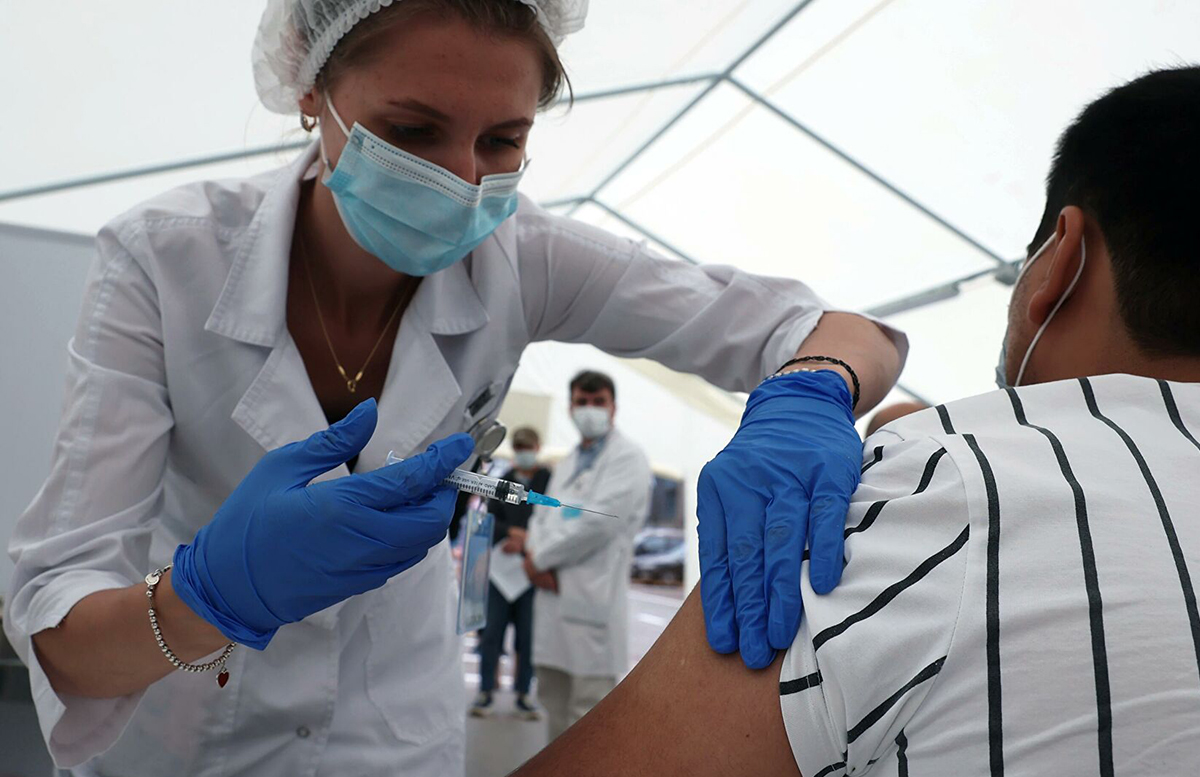 Узбекистанцы смогут получить бустерную дозу вакцины от коронавируса