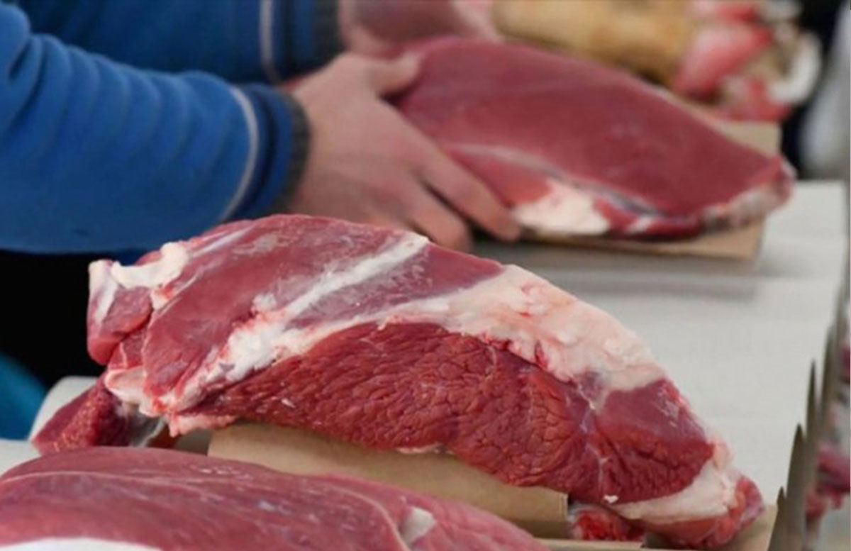 В Казахстане ждут подорожания мяса и картофеля из-за экспорта в Узбекистан
