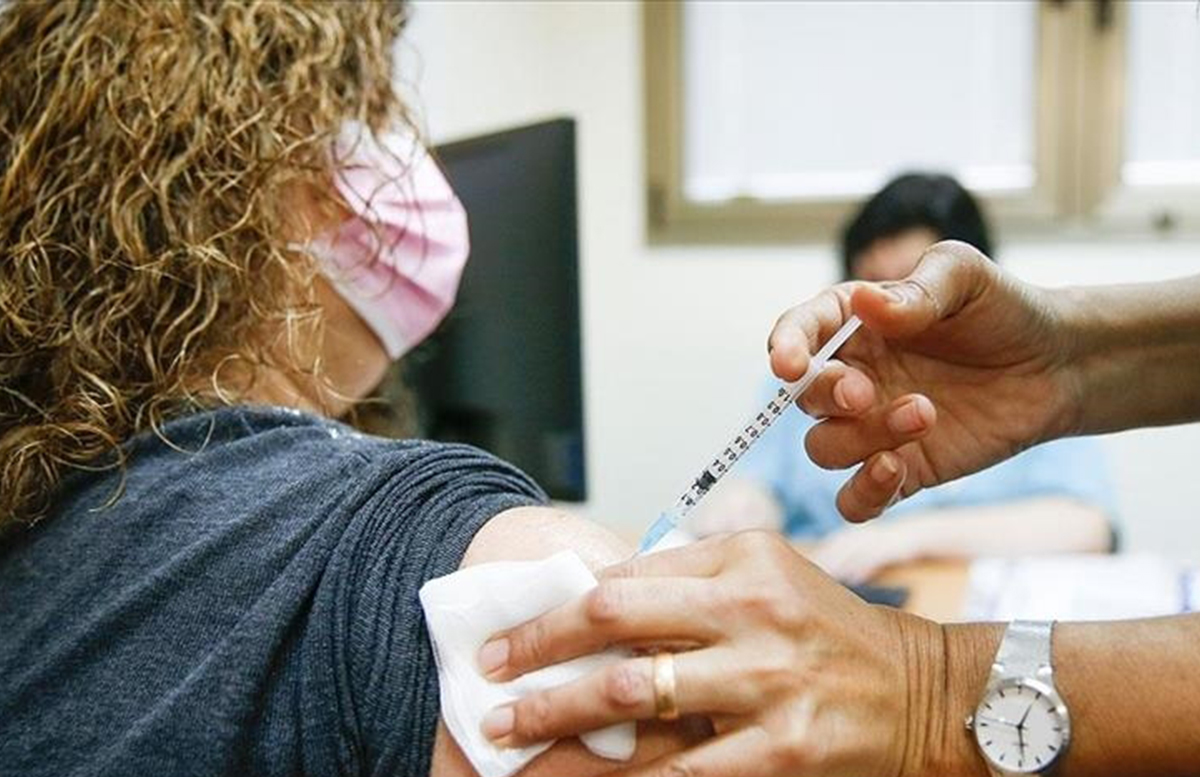 Около семи тысяч жителей Молдавии привились просроченной вакциной