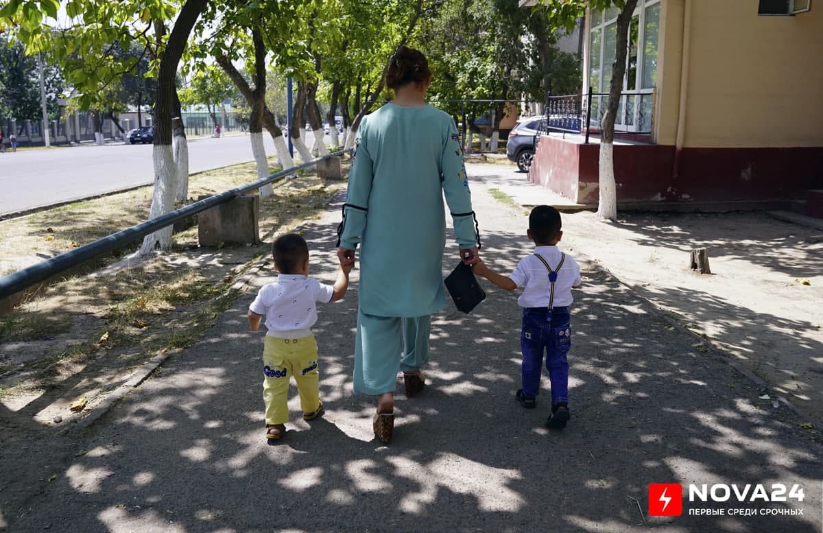 В Кашкадарье районный прокурор отобрал у своей невестки двух сыновей