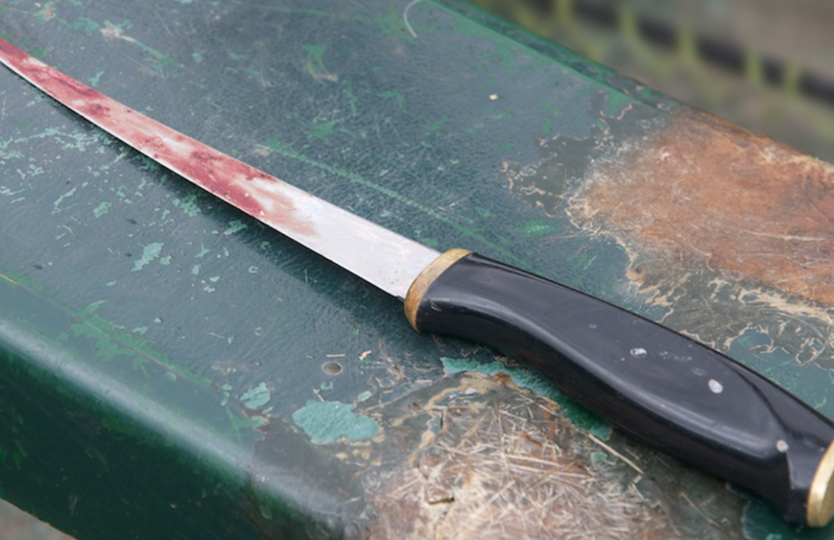 Одним ударом ножа: В Кашкадарье женщина убила своего пьяного мужа, пытавшегося ее задушить