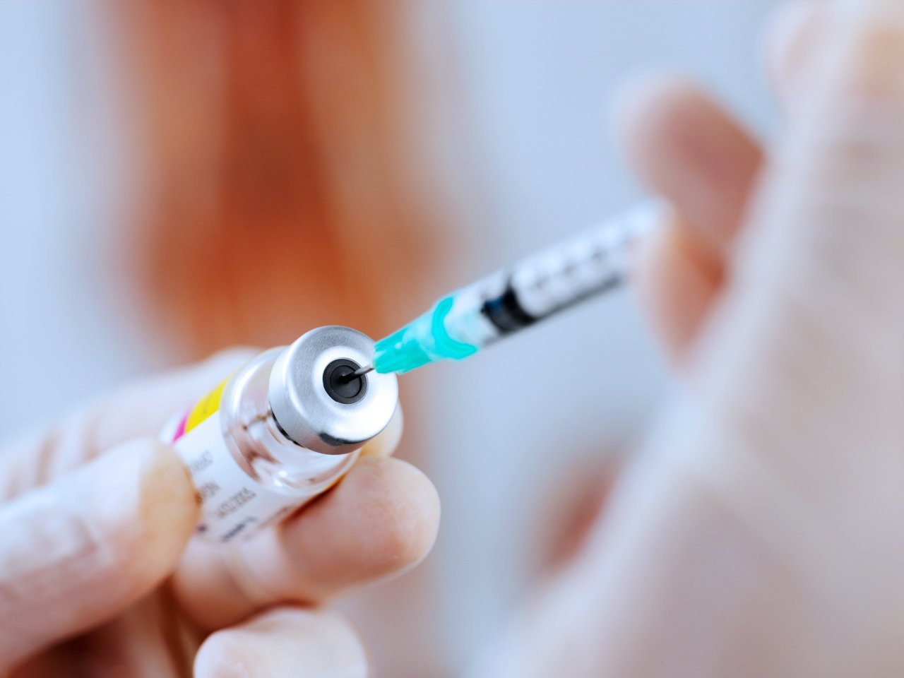 В Хорватии подтвердили первый летальный исход после вакцинации против коронавируса