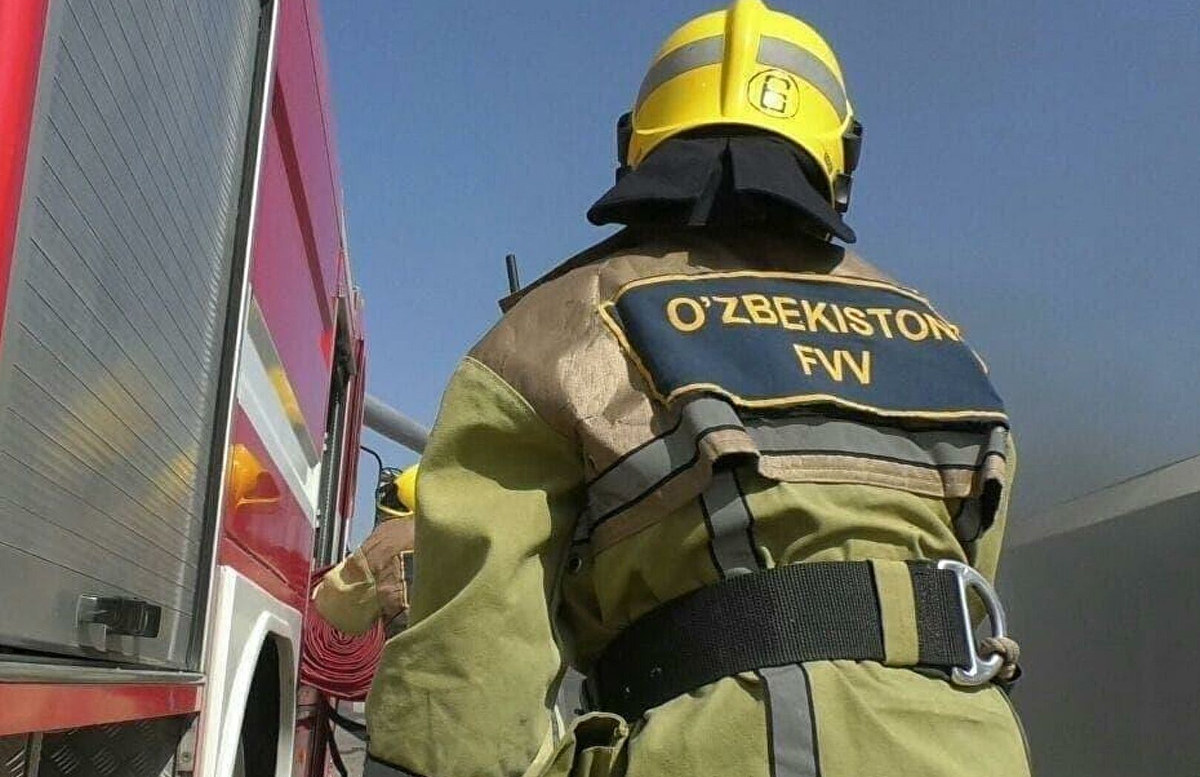 На одном из вещевых рынков Самаркандской области произошел пожар