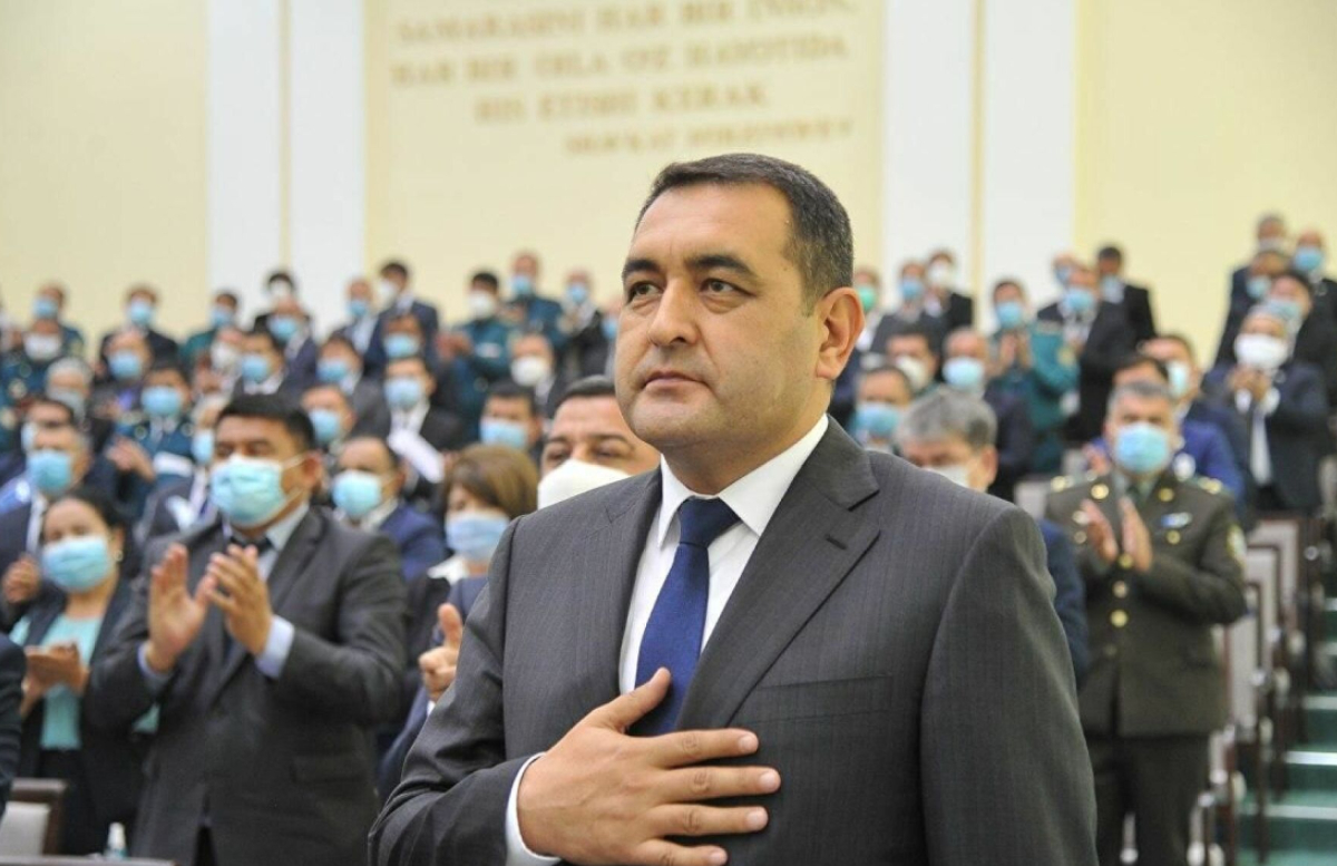 Хоким Ферганской области пообещал чиновникам выплаты за сброшенные килограммы