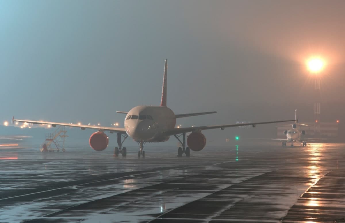 Туман снова ограничил работу нескольких аэропортов Узбекистана