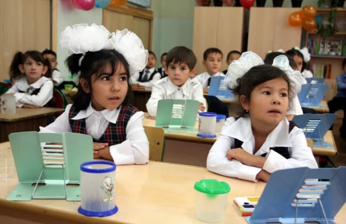 В Минобразования опровергли введение ограничений на новогодние мероприятия в школах Узбекистана