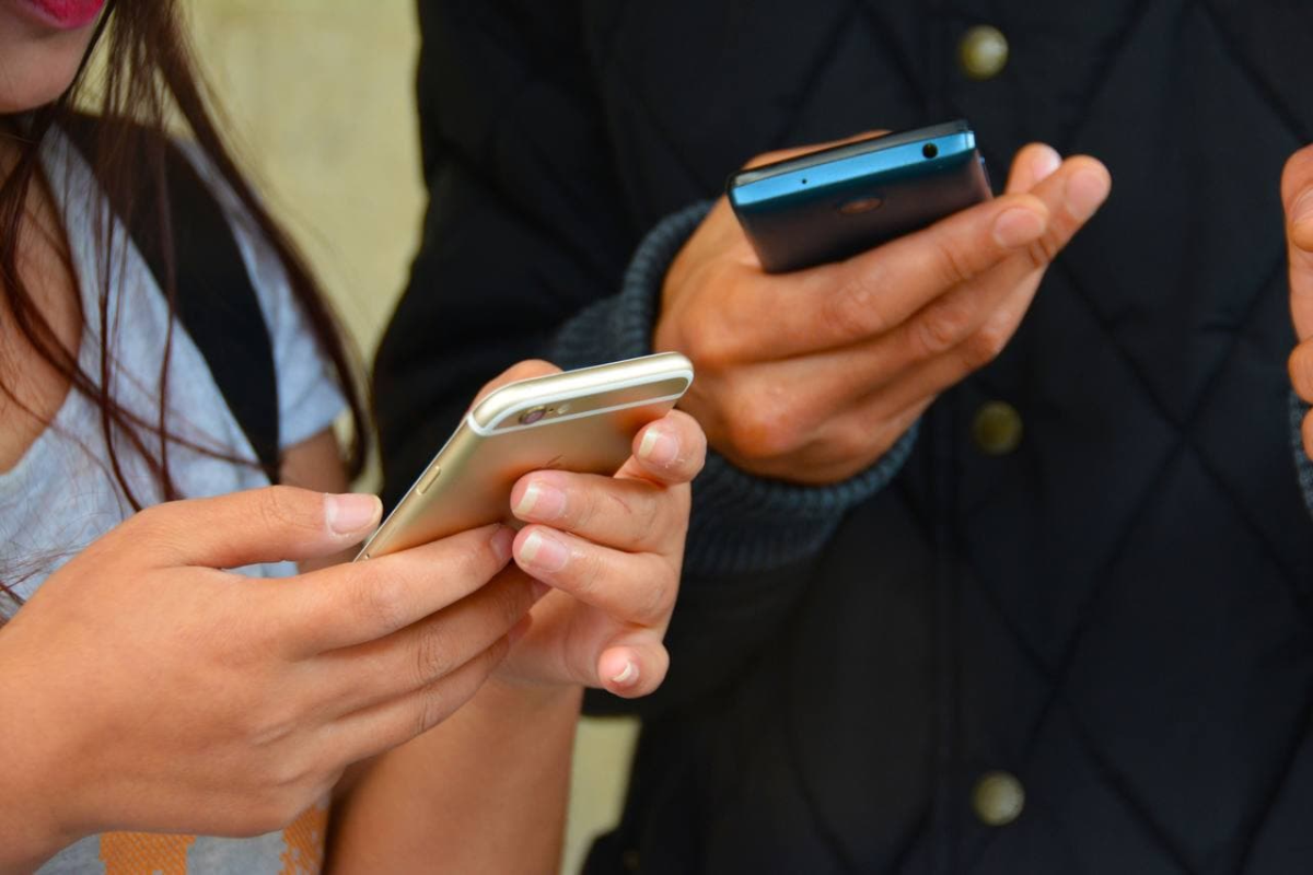 Узбекистанцы могут остаться без мобильного интернета