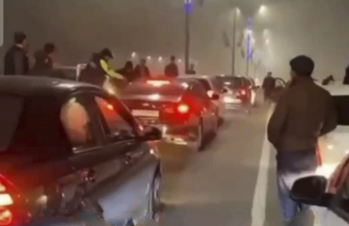 В Ташкенте водитель Malibu без водительских прав и разрешения на тонировку устроил погоню