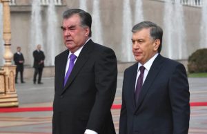 Мирзиёев и Рахмон обсудили обстановку в Казахстане
