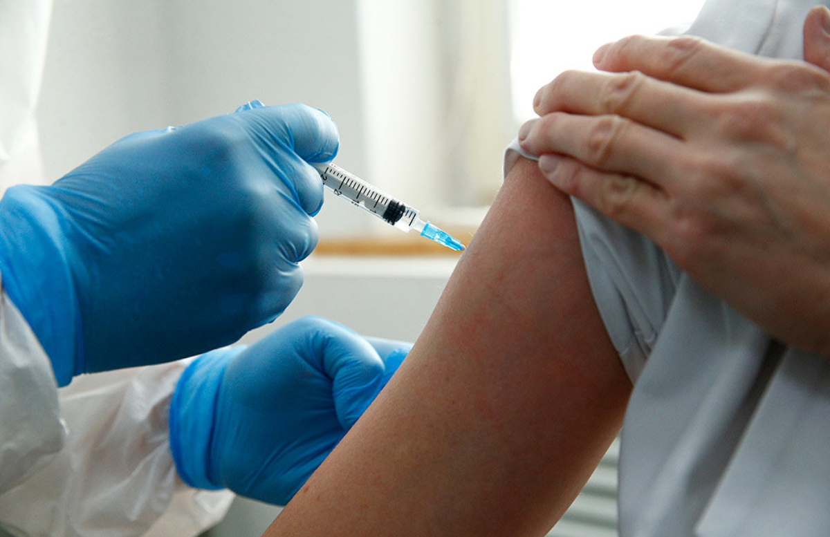 Узбекистанцы продолжают вакцинироваться от коронавируса — статистика