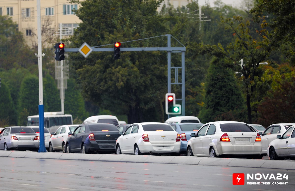 Узбекистанцы стали покупать больше автомобилей с начала года