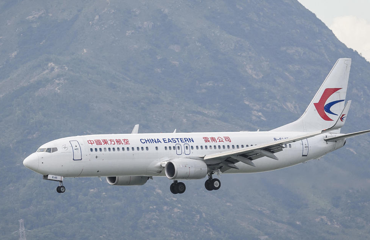 Самолет Boeing 737 авиакомпании China Eastern Airlines потерпел крушение на юге Китая