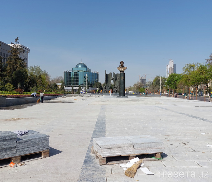 Реконструкция площади Космонавтов почти завершена
