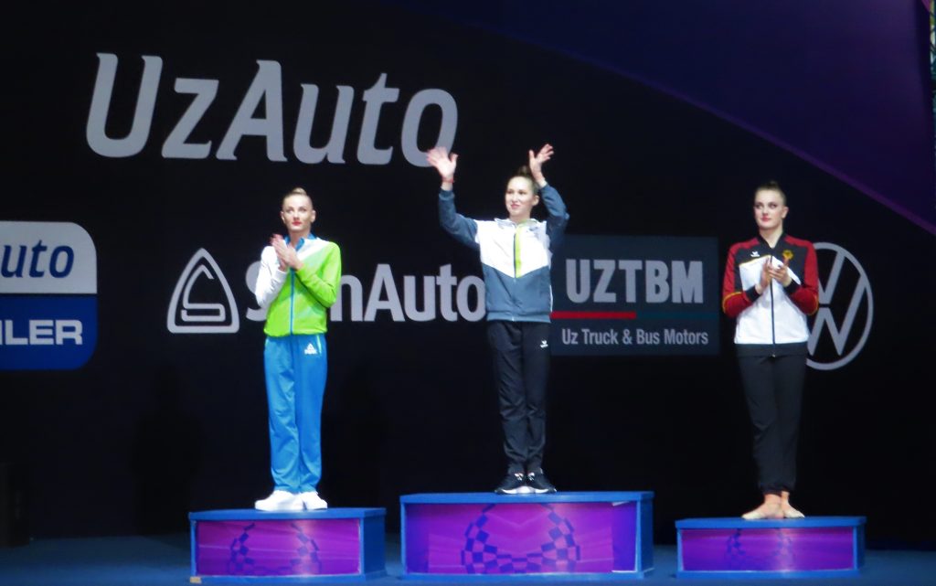 Первыми в общекомандном зачете на Кубке мира в Ташкенте стали гимнастки из Узбекистана