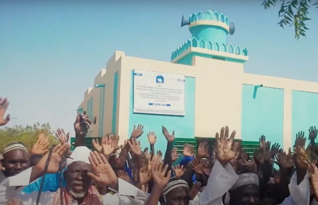СМИ: В Мали построили мечеть в честь Мурада Хантураева