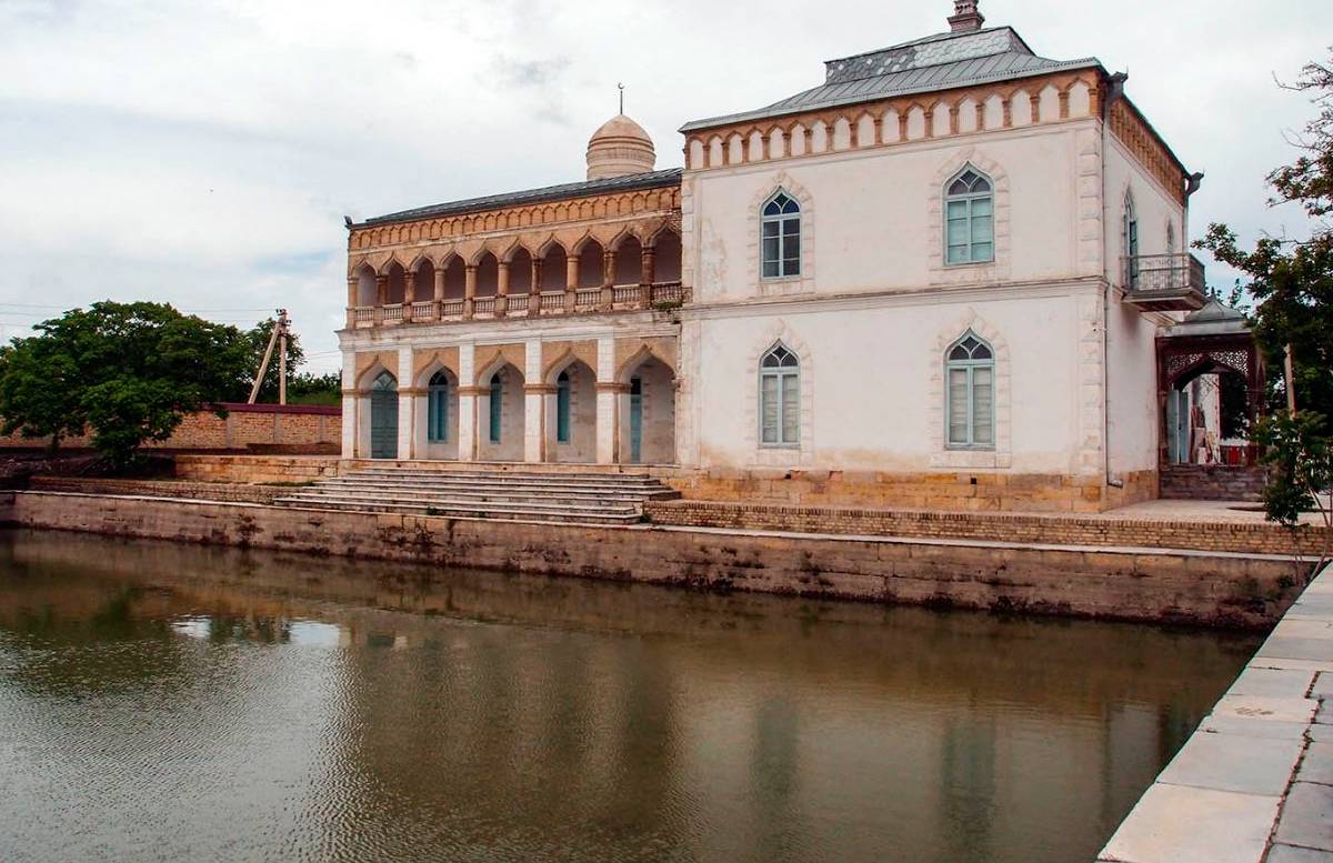 Генпрокуратура возбудила уголовное дело за ужасающую реконструкцию дворца последнего эмира Бухары