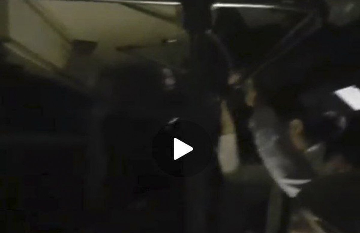 Пассажиры вагона ташкентского метро остались без света