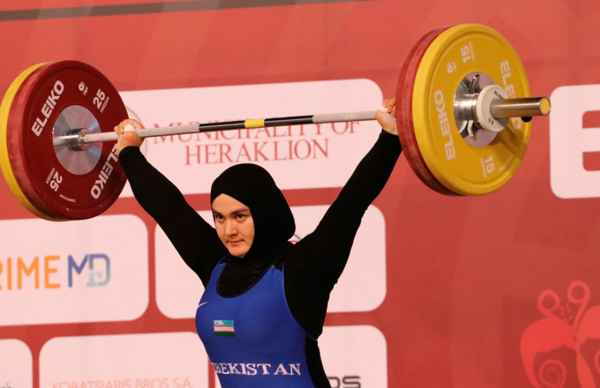 Спортсменка из Узбекистана завоевала золото на Чемпионате мира по тяжелой атлетике