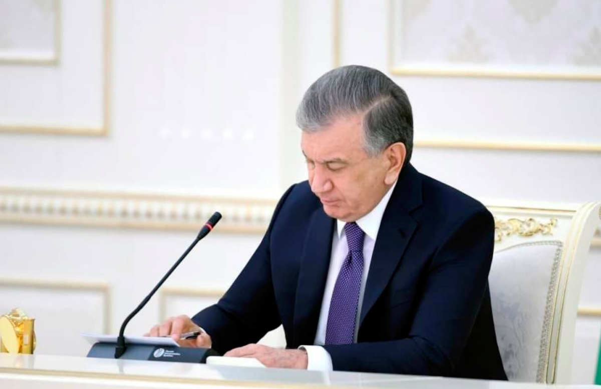 Шавкат Мирзиёев выразил соболезнования в связи с уходом из жизни президента ОАЭ