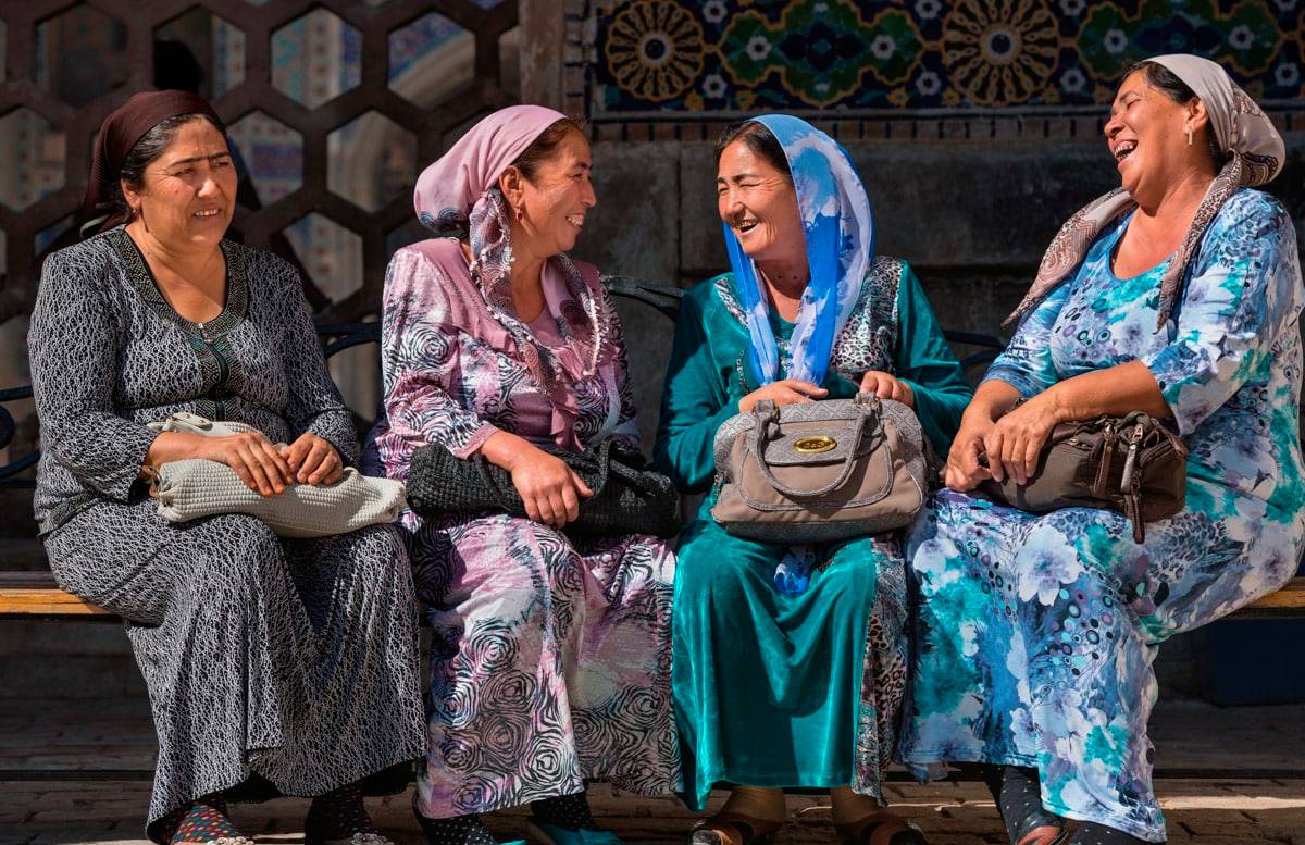 Повышение зарплат, дешёвые путешествия и рыночное зерно: что ждет узбекистанцев с 1 июня?