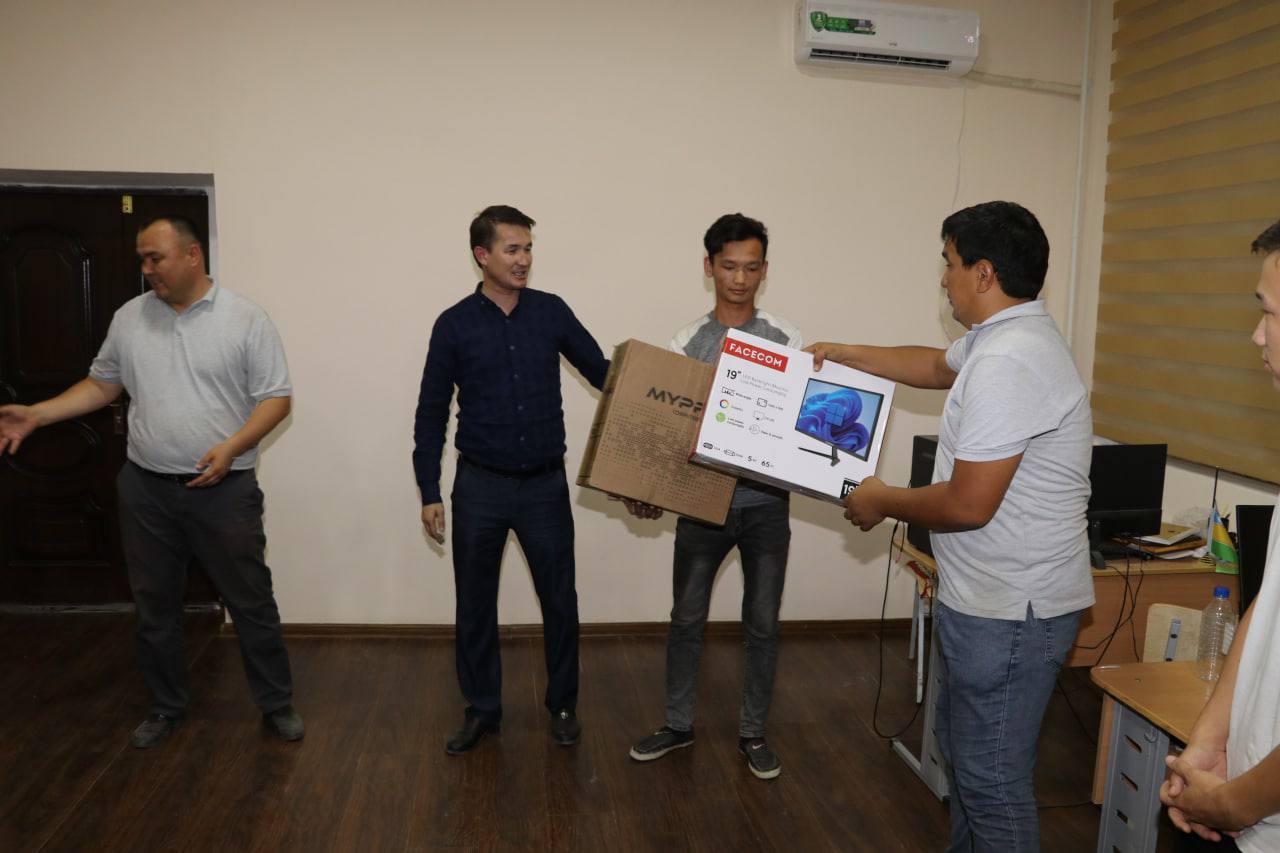 Удлинитель пригодится: Победителям конкурса в Каракалпакстане вручили достойные призы