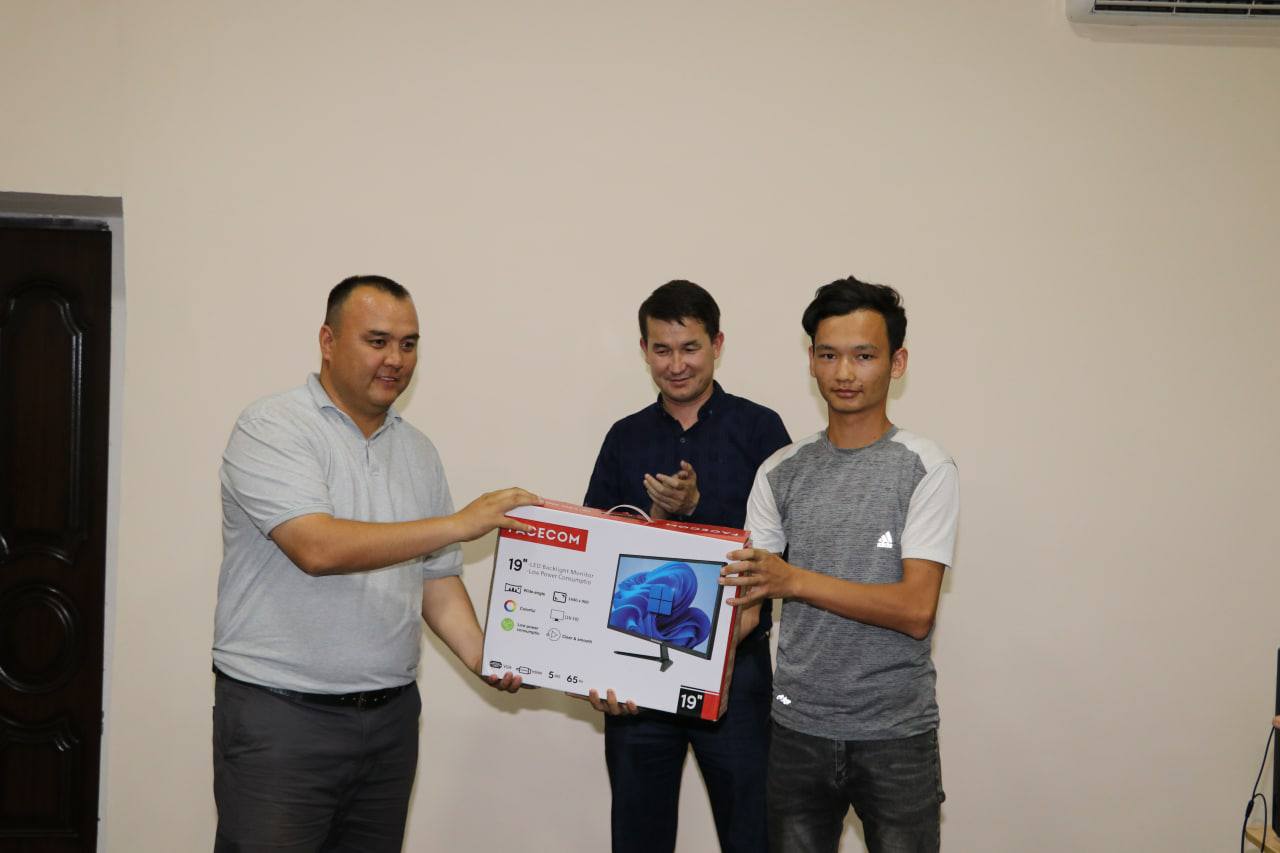 Удлинитель пригодится: Победителям конкурса в Каракалпакстане вручили достойные призы