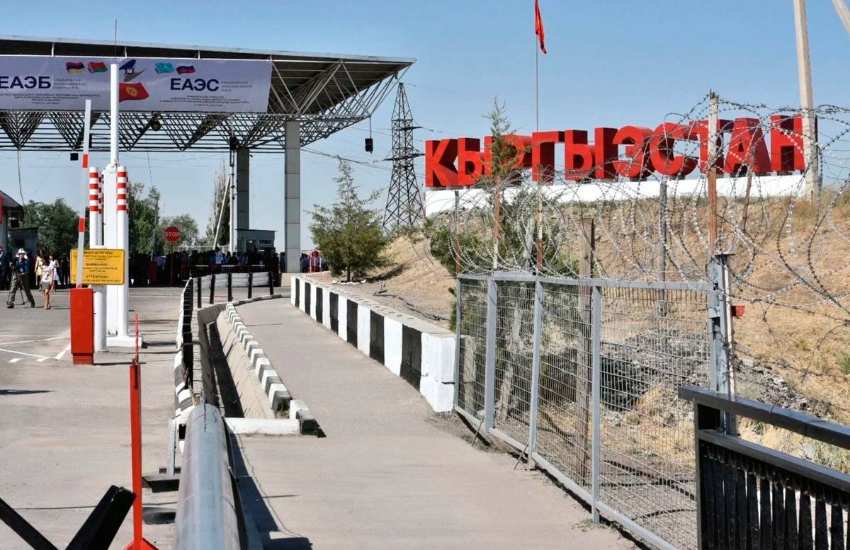 Пограничники Кыргызстана организовали поборы на границе с Узбекистаном