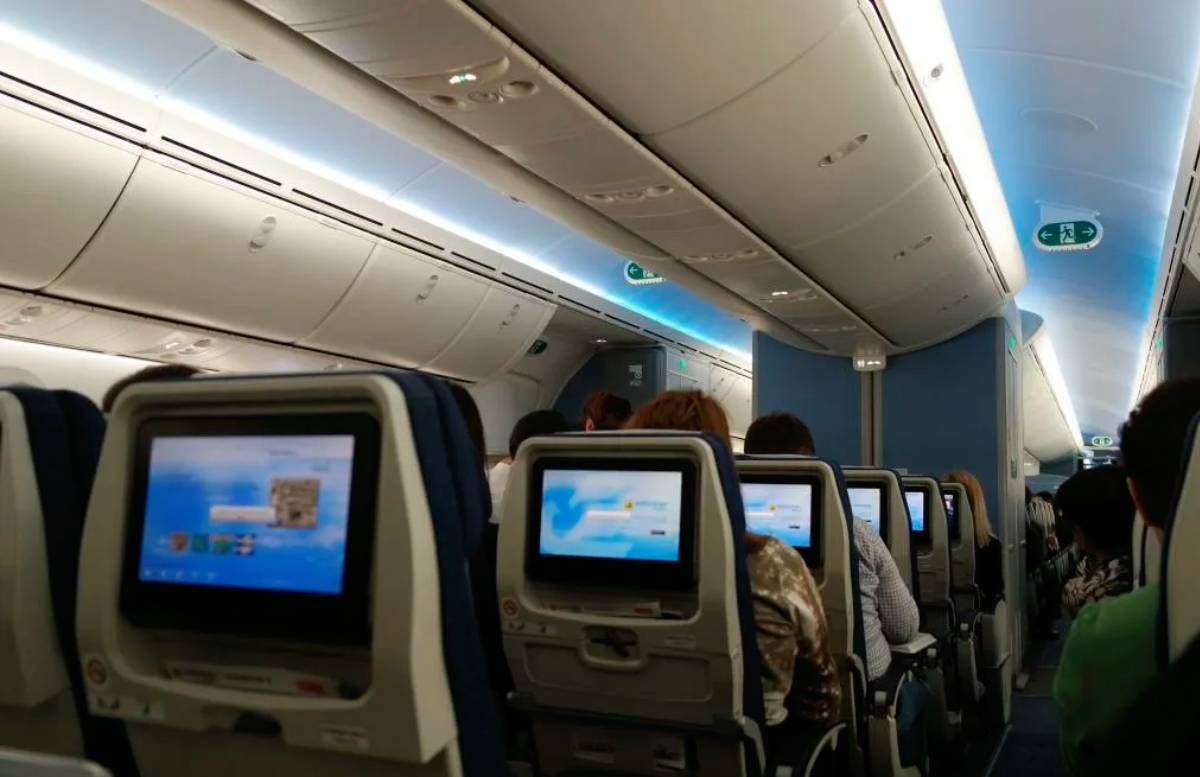 Пассажиров Uzbekistan Airways возмутило отсутствие наушников на борту самолетов