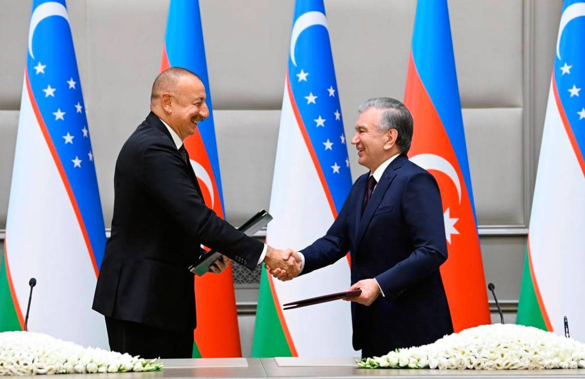 Мирзиёев и Алиев подписали Декларацию об углублении стратегического партнерства