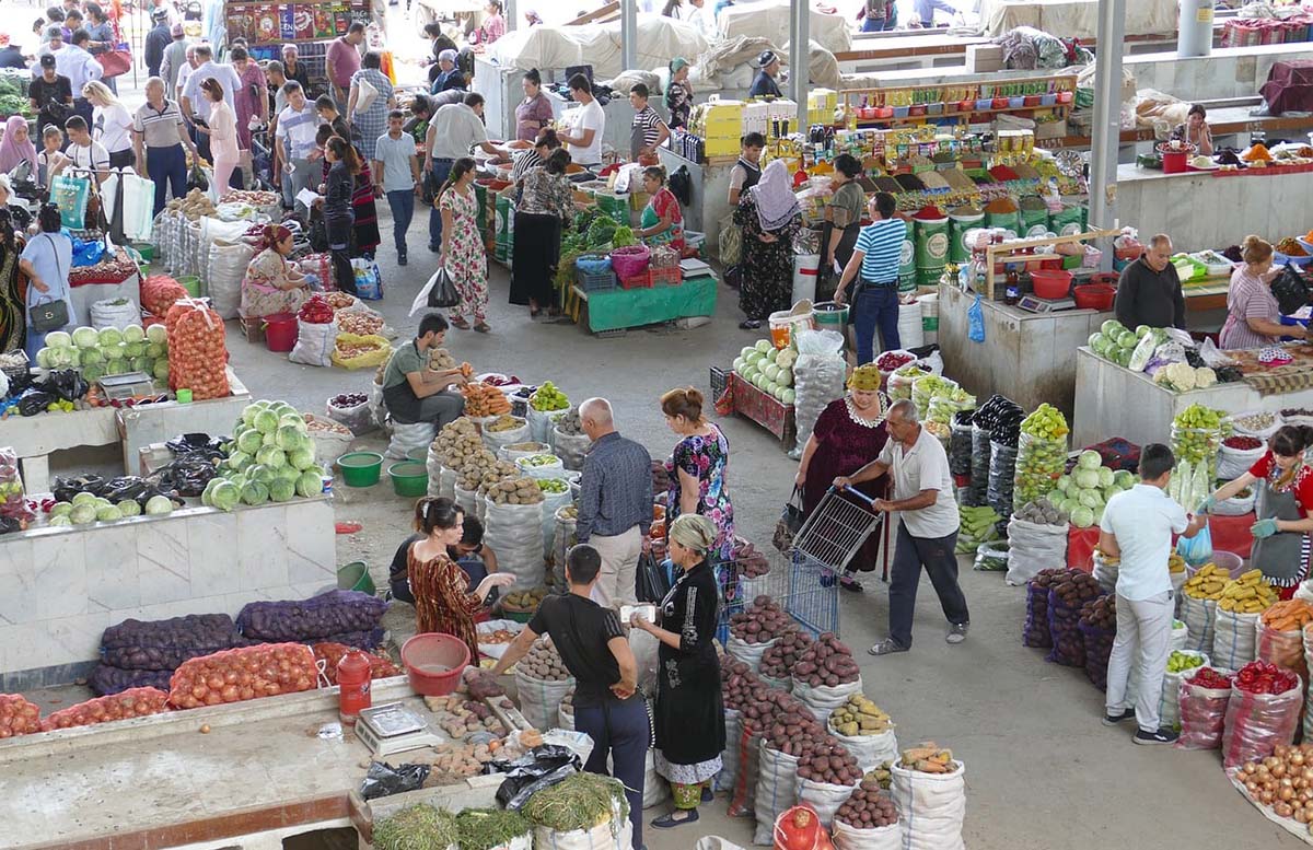 В Узбекистане подешевели картофель и морковь
