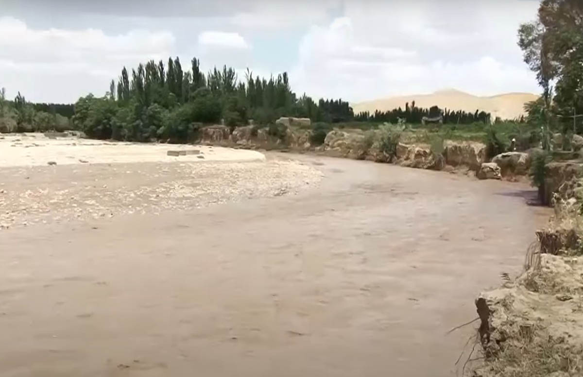 Еще одно стихийное бедствие в Афганистане: наводнение унесло 400 жизней