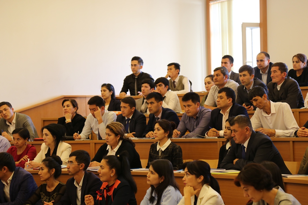 Выяснилось, сколько докторов наук работает в вузах Узбекистана