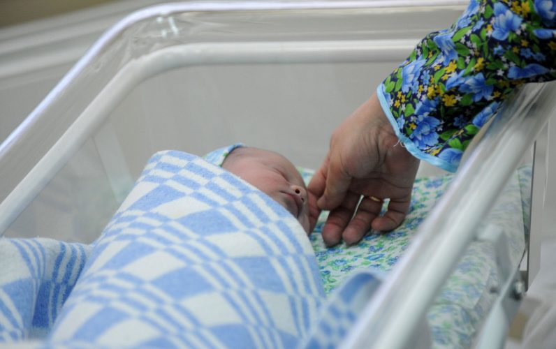 В Узбекистане изменят порядок выплат пособий для новорожденных
