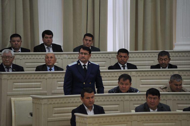 В Каракалпакстане назначили нового прокурора