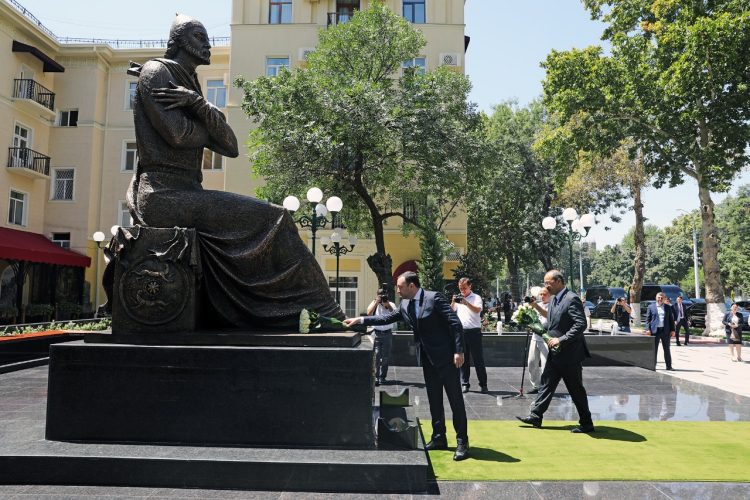 Делегация Грузии приняла участие в открытие площади Шоты Руставели в Ташкенте