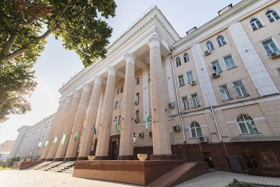Агентство культурного наследия прокомментировало ремонт фасада здания АИМК