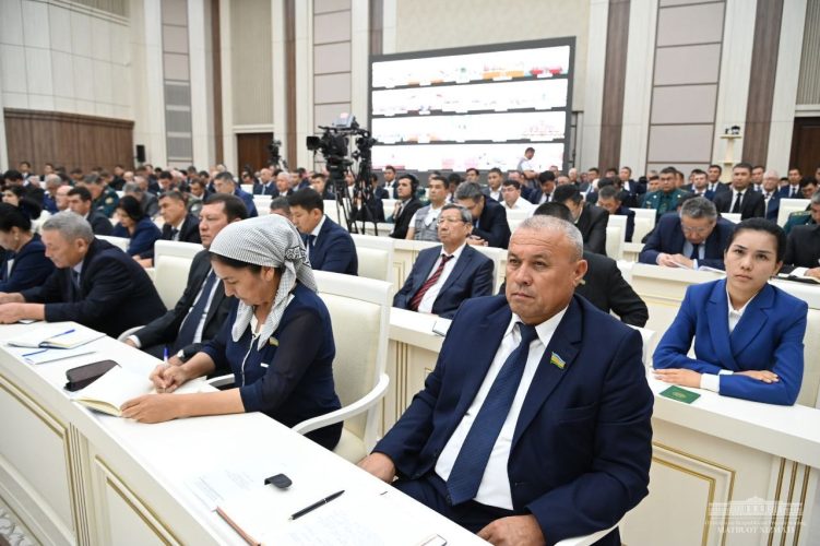 Молодежи Каракалпакстана предоставят квоты во все вузы Узбекистана