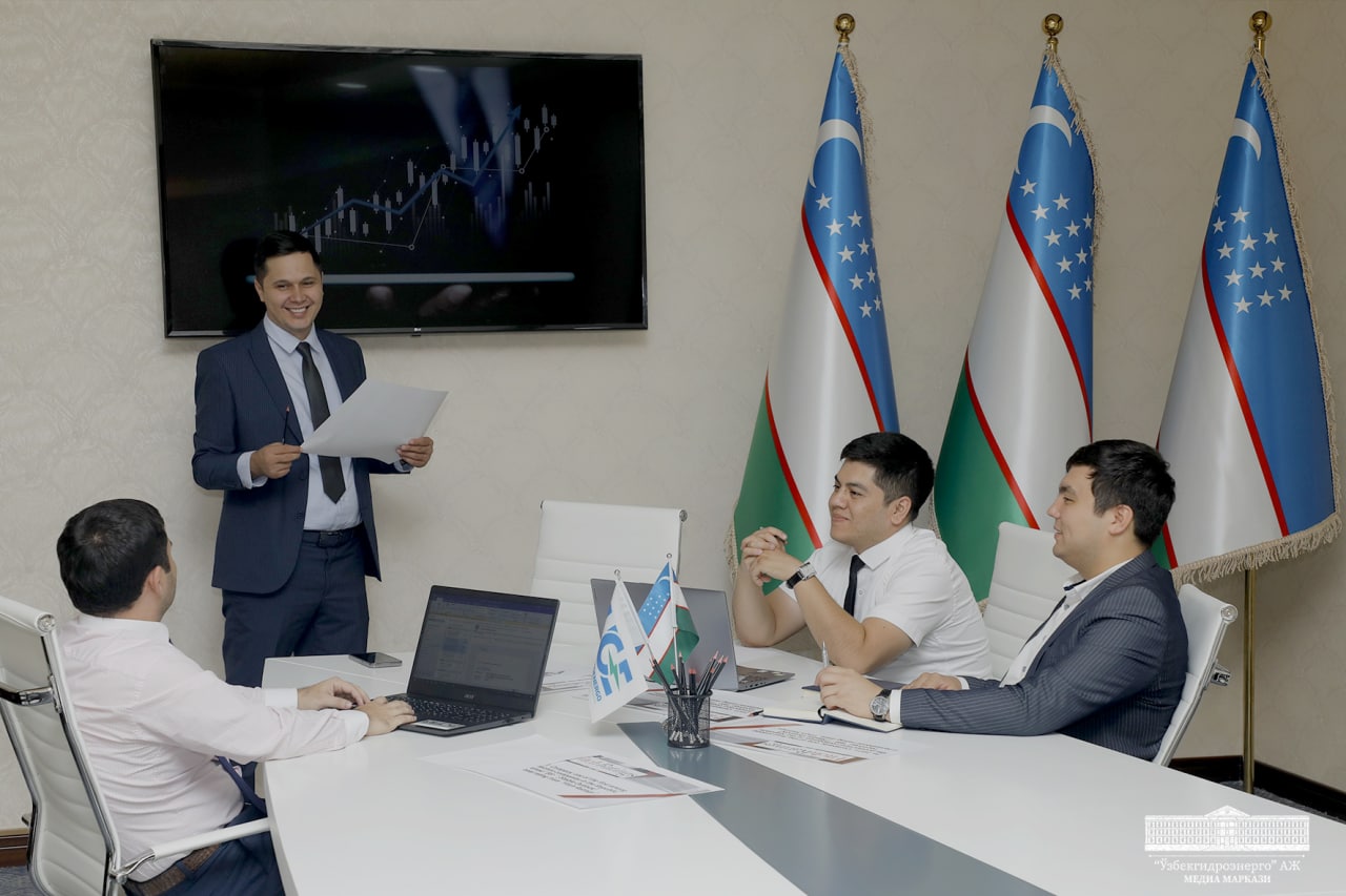 «Узбекгидроэнерго» получило стабильный международный рейтинг Fitch Ratings